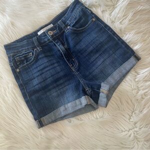 KanCan Estilo Denim Jean Cuffed Shorts Size Small